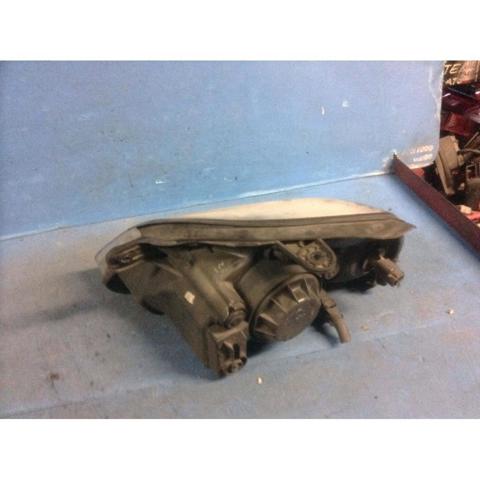 HYUNDAI 92102FD011 Правая фара в наличии Черновцы