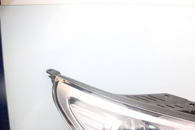 92102G4020 HYUNDAI Правая фара купить в Тернополь
