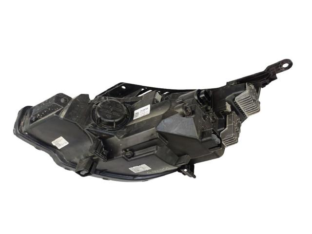 92102G4600 HYUNDAI Фара правая купить в Ужгород