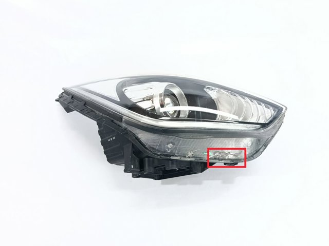 92102G5050 Фара правая купить Николаев