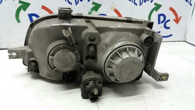 HYUNDAI 92102M3200 Правая фара в наличии Ужгород