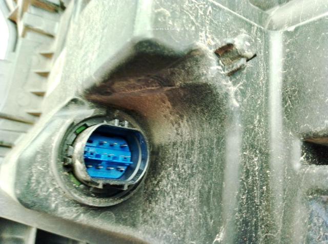 92102P2120 HYUNDAI Фара правая купить в Чернигов