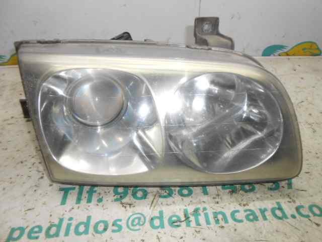 Luz direita 921043A020 Hyundai/Kia