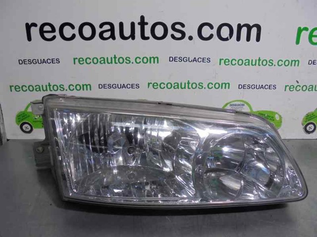 Luz direita 921044A510 Hyundai/Kia