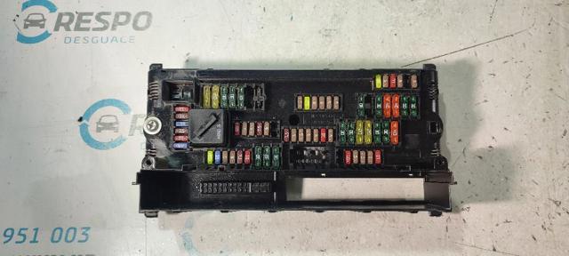 9210861 BMW Блок предохранителей купить в Николаев