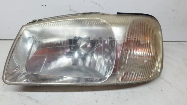 Luz esquerda 9211025533 Hyundai/Kia