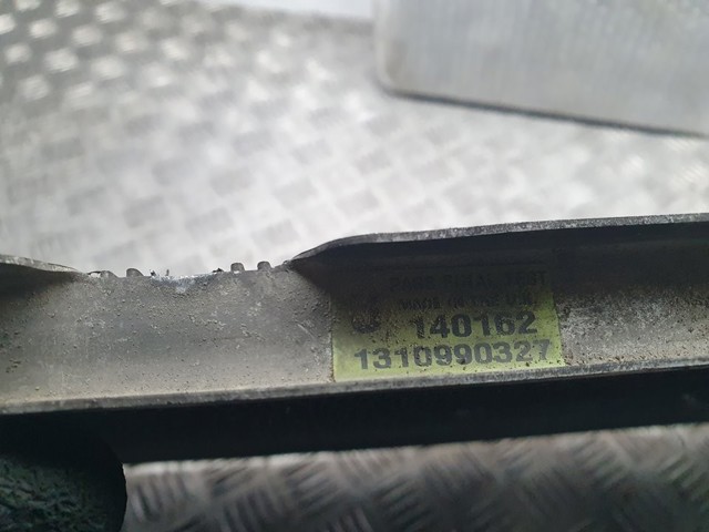 921102F000 NISSAN Радиатор кондиционера купить в Ирпень