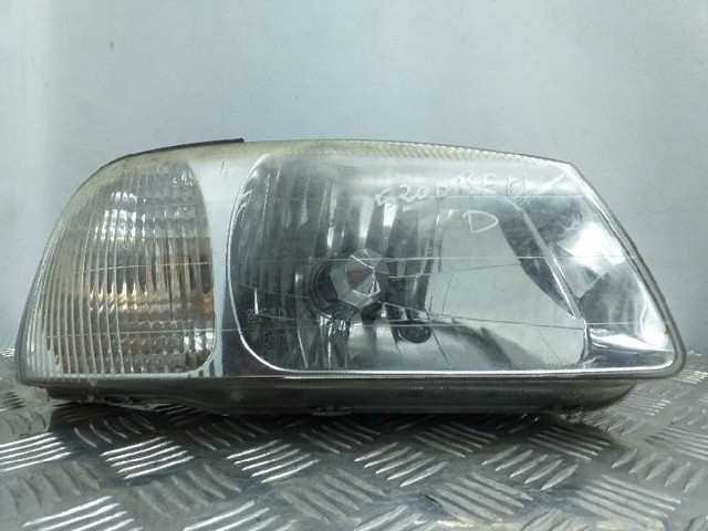 HYUNDAI 9212025020 Правая фара в наличии Черновцы
