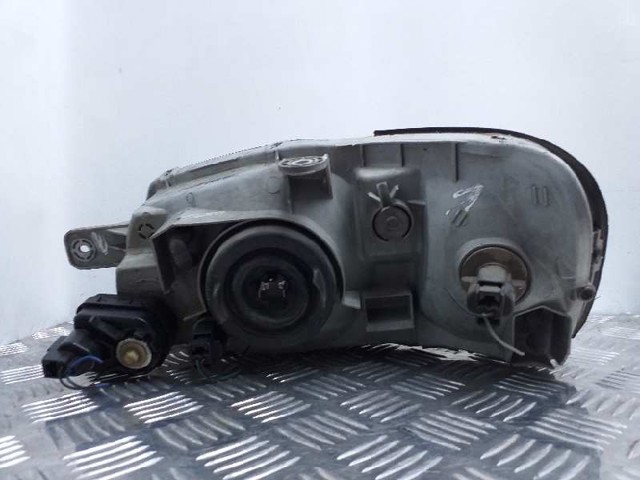 HYUNDAI 9212025020 Правая фара в наличии Ирпень