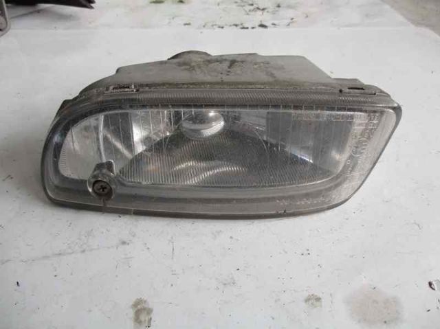 Luzes de nevoeiro esquerdas 9220138003 Hyundai/Kia