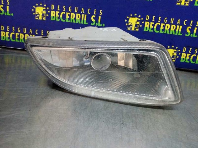 Luzes de nevoeiro direitas 9220227500 Hyundai/Kia