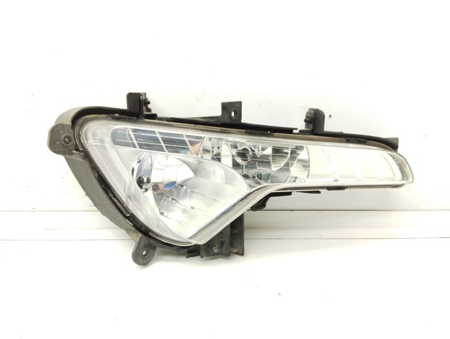 Luzes de nevoeiro direitas 922023W100 Hyundai/Kia