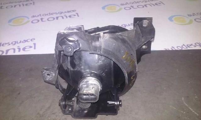 92202FD000 HYUNDAI Фара противотуманная правая купить в Черкассы