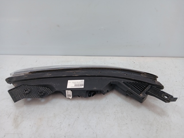 92208J9500 HYUNDAI Фара дневного света правая купить в Хмельницкий