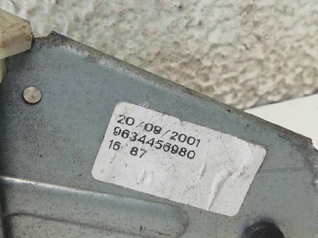 9222J9 Стеклоподъемник передней правой двери купить Одесса