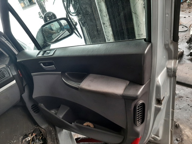 PEUGEOT 9222L2 Стеклоподъемник передней правой двери в наличии Каменское
