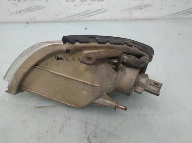 HYUNDAI 9230229010 Поворотник правый в наличии Сумы