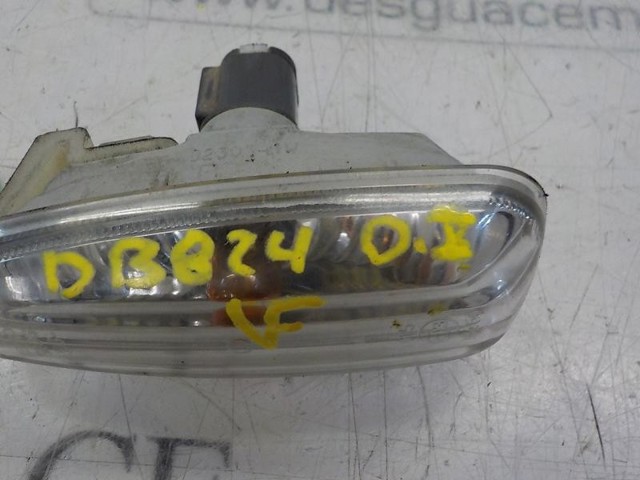 HYUNDAI 923031W000 Повторитель поворота на крыле в наличии Ирпень