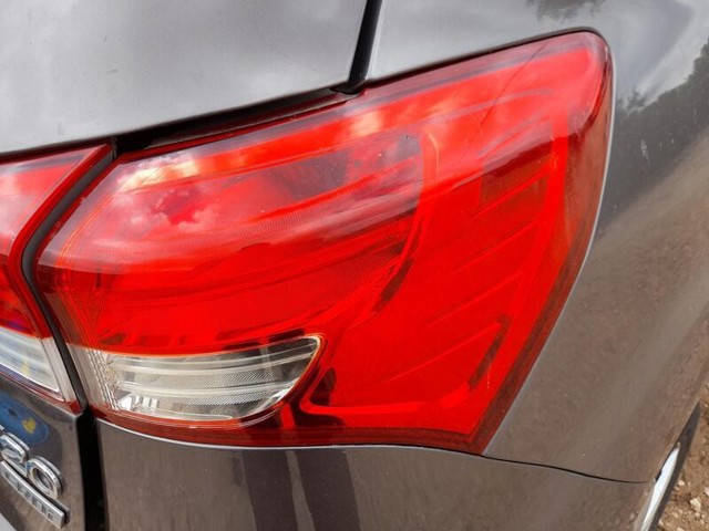 HYUNDAI 924021K000 Фонарь задний правый внешний в наличии Житомир