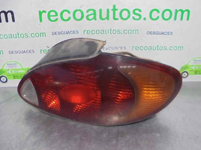 Lanterna traseira direita 9240229020 Hyundai/Kia