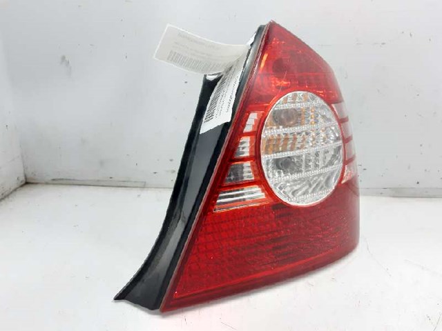 Luz traseira direita para Hyundai Elantra (XD) (2003-2006) 1.6 G4ED-G 924022D510