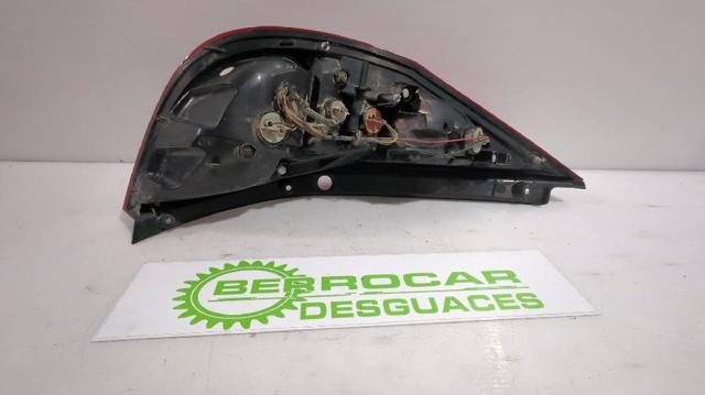 HYUNDAI 924022R000 Фонарь задний правый верхний в наличии Чернигов