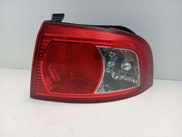 HYUNDAI 924023C110 Фонарь задний правый внешний в наличии Ирпень