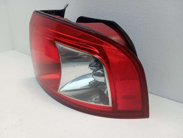 HYUNDAI 924023C110 Фонарь задний правый внешний в наличии Киев