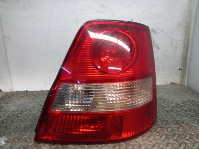 Lanterna traseira direita 924023E0 Hyundai/Kia