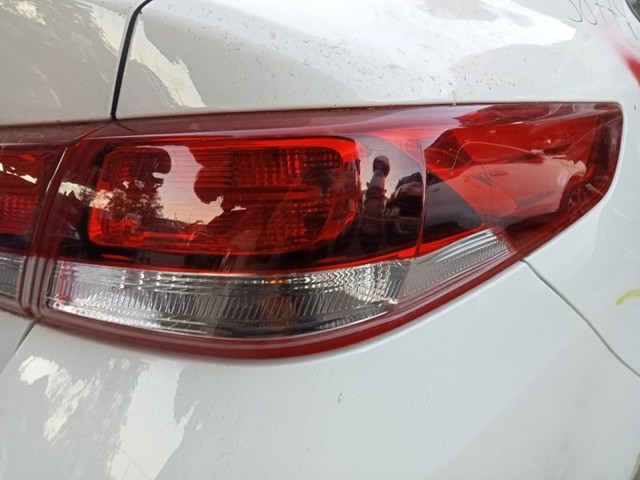 92402D4000 HYUNDAI Фонарь задний правый внешний купить в Ровно