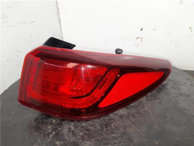 Lanterna traseira direita externa 92402J9000 Hyundai/Kia