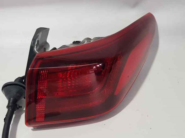 Lanterna traseira direita externa 92402J9000 Hyundai/Kia