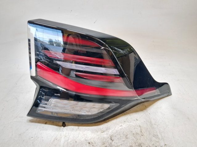 HYUNDAI 92402R2100 в наличии Винница