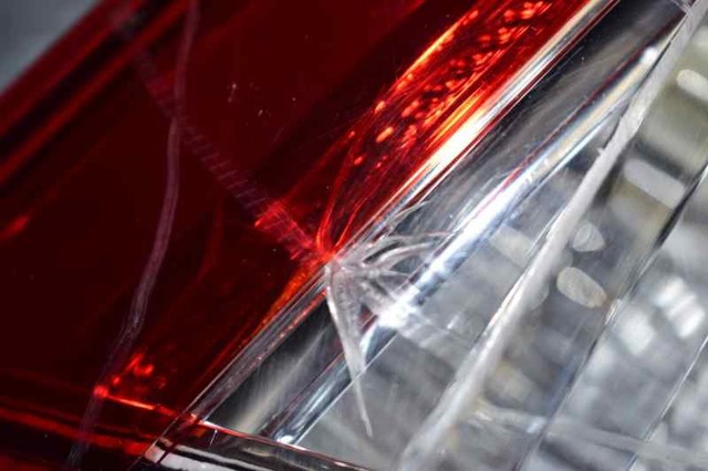 HYUNDAI 924031W200 Фонарь задний левый внутренний в наличии Полтава