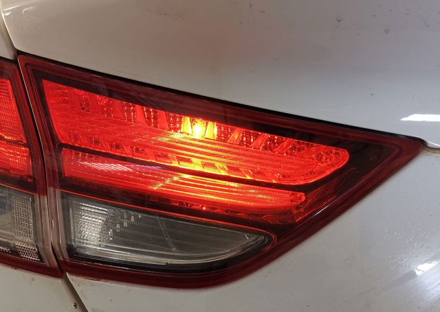 HYUNDAI 92403G4000 Фонарь задний левый в наличии Кривой Рог
