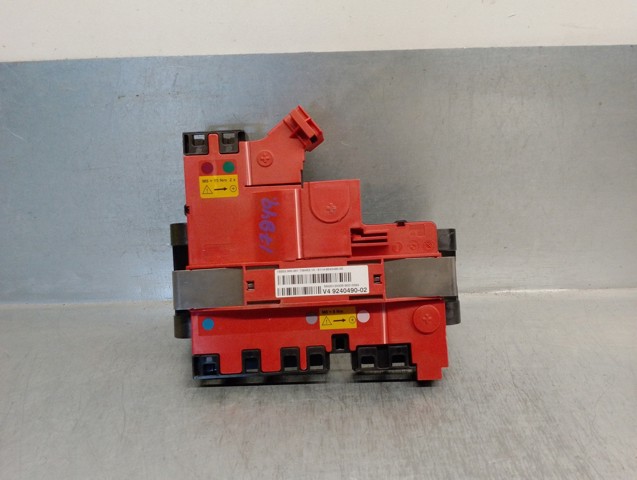 9240490 BMW Блок предохранителей купить в Ровно