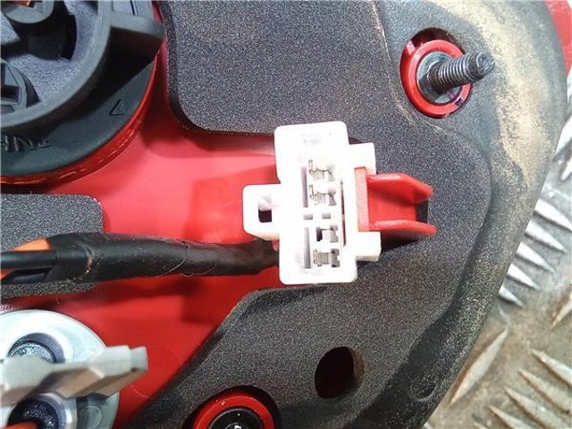 HYUNDAI 92404C5010 Фонарь задний правый внутренний в наличии Харьков