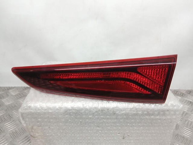 92404J9000 HYUNDAI Фонарь задний правый внутренний купить в Николаев