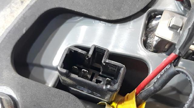 924052G010 HYUNDAI Фонарь задний левый внутренний купить в Хмельницкий