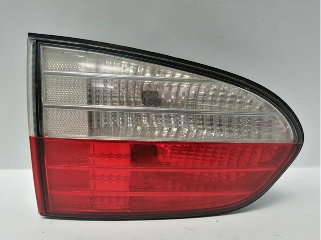 Lanterna traseira esquerda interna 924054A610 Hyundai/Kia