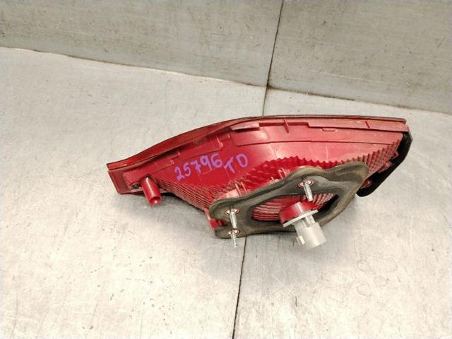 92406F1000 HYUNDAI Фонарь задний правый внутренний купить в Черкассы