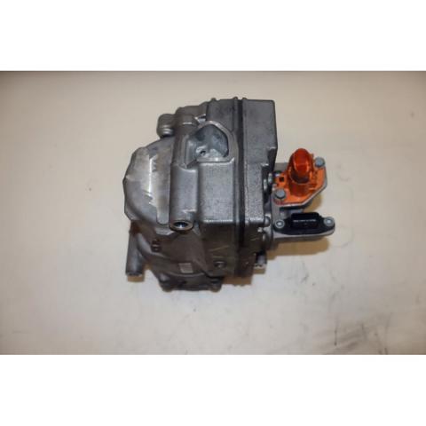RENAULT 926000134R Компрессор кондиционера в наличии Житомир
