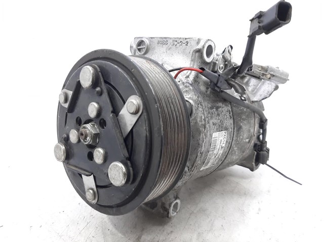 Compressor de ar condicionado para Renault Megane IV Fastback (B9A/M/n_) (2015-...) 1.5 dCi 110 (B9A3) K9K646K9K656K9K657 926001268R