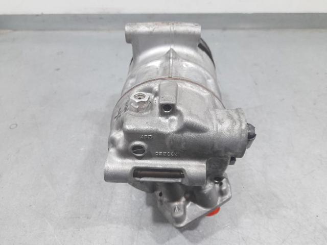 RENAULT 926002410R Компрессор кондиционера в наличии Житомир