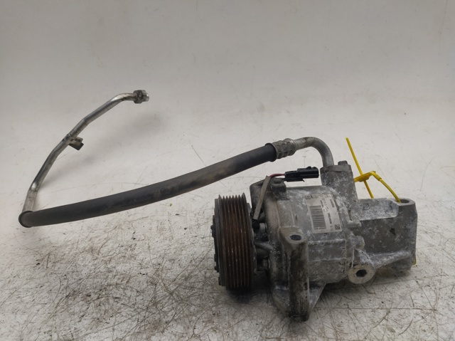 926003541R RENAULT Компрессор кондиционера купить в Ирпень