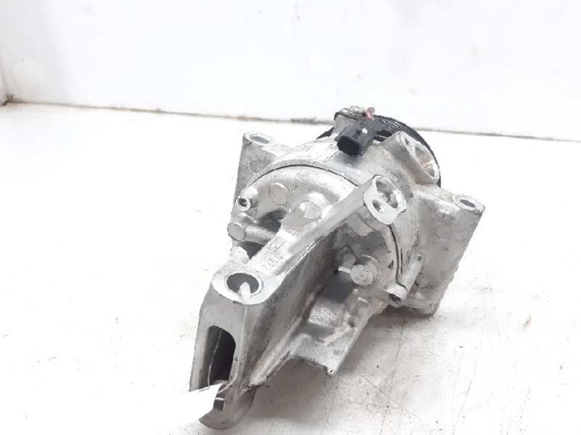 926003541R RENAULT Компрессор кондиционера купить в Черкассы