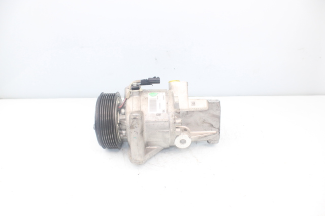 Compressor de ar condicionado para Dacia Sandero II (2012-...) 926003541R