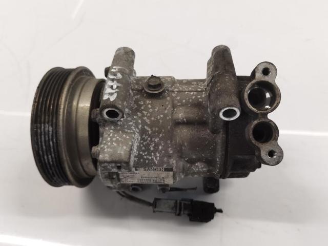 926004081R RENAULT Компрессор кондиционера купить в Сумы