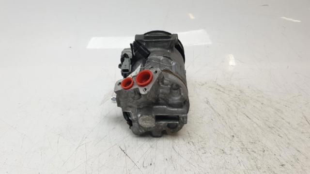 926004EB2A RENAULT Компрессор кондиционера купить в Кривой Рог