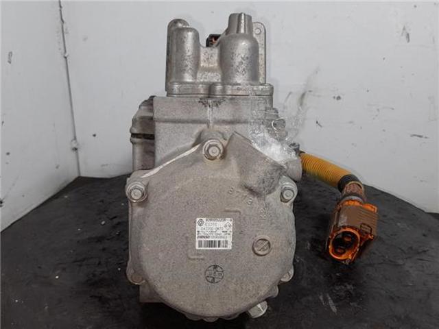 926005020R RENAULT Компрессор кондиционера купить в Николаев